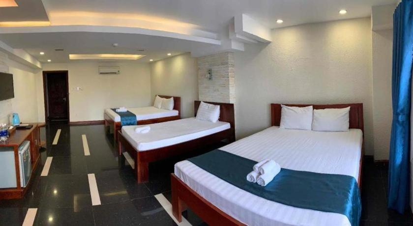Whale Ocean View Hotel Da Nang Exterior photo